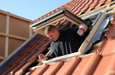 Pose de fenêtres de toit Velux à Baix